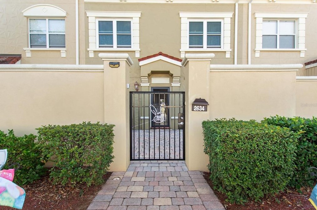 2634 Bella Vista Dr, Davenport, FL 33897