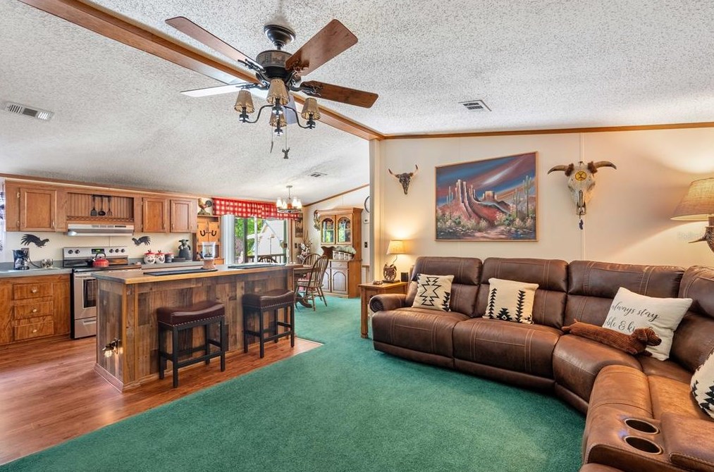 4435 Cr 683, Ridge Manor Estates, FL 33597-7228