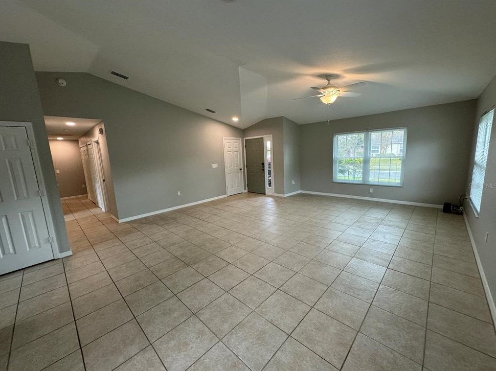 4460 Abaco Dr, Tavares, FL 32778