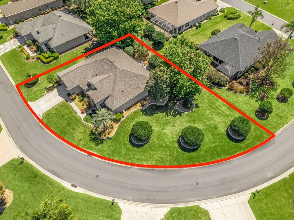 13479 89th Terrace Rd, Summerfield FL  34491-9494 exterior