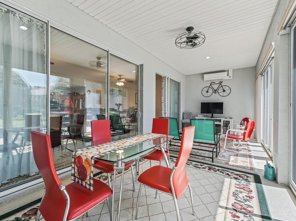 13479 89th Terrace Rd, Summerfield FL  34491-9494 exterior