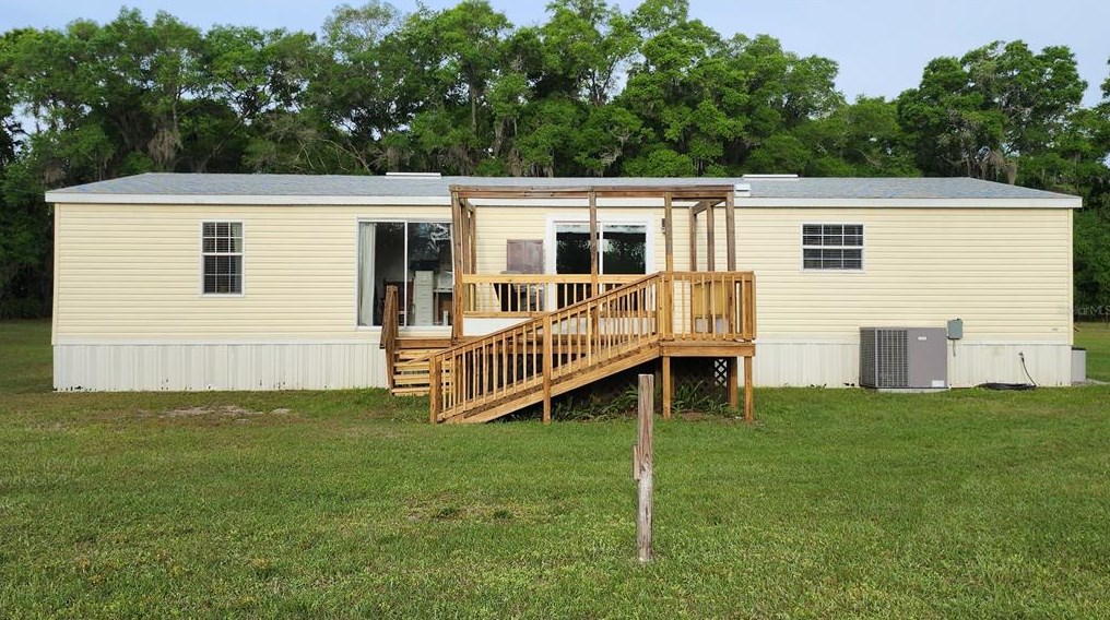 16845 Jacksonville Rd, Citra FL  32113-2552 exterior