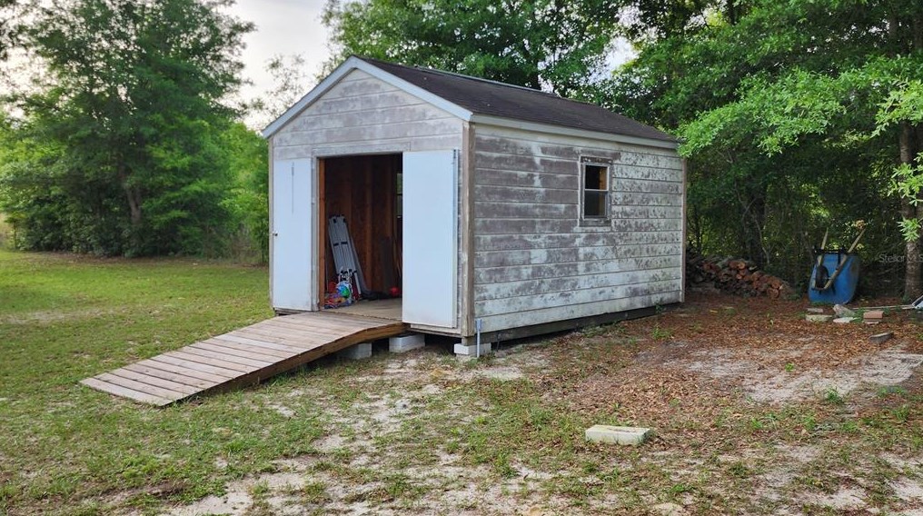16845 Jacksonville Rd, Citra FL  32113-2552 exterior