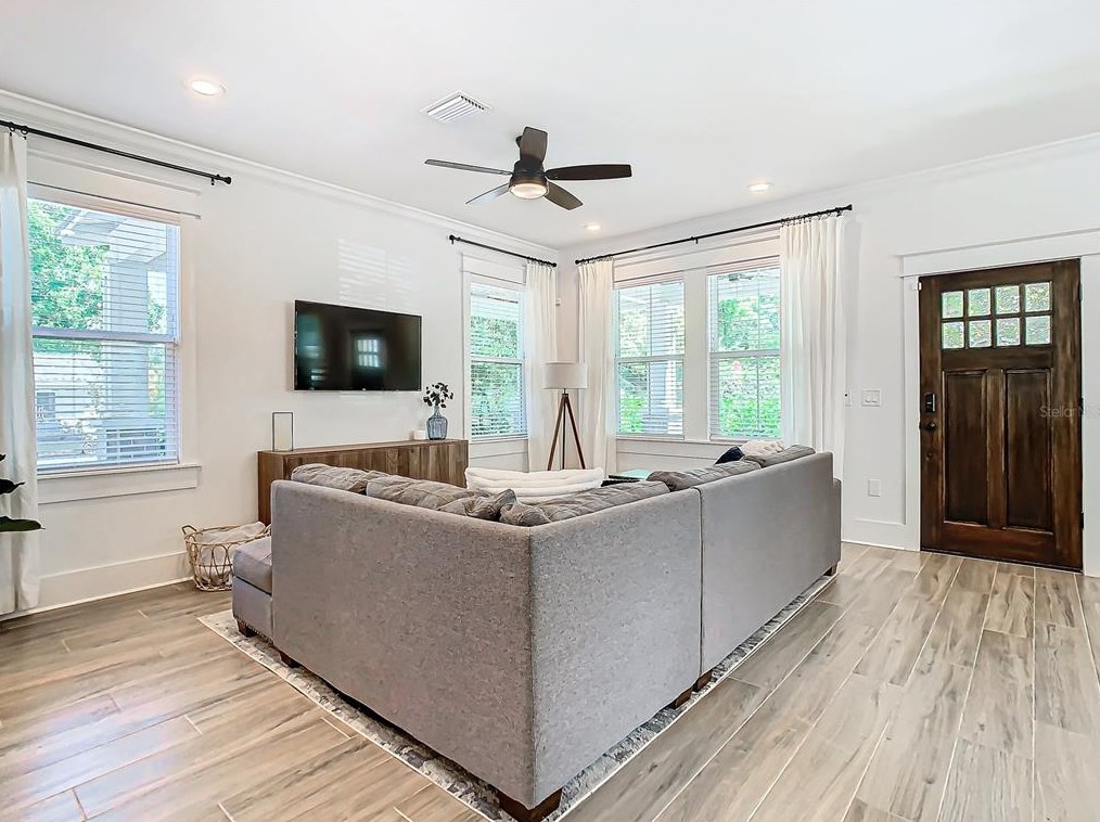 7112 9th St, Tampa FL  33604-5044 exterior