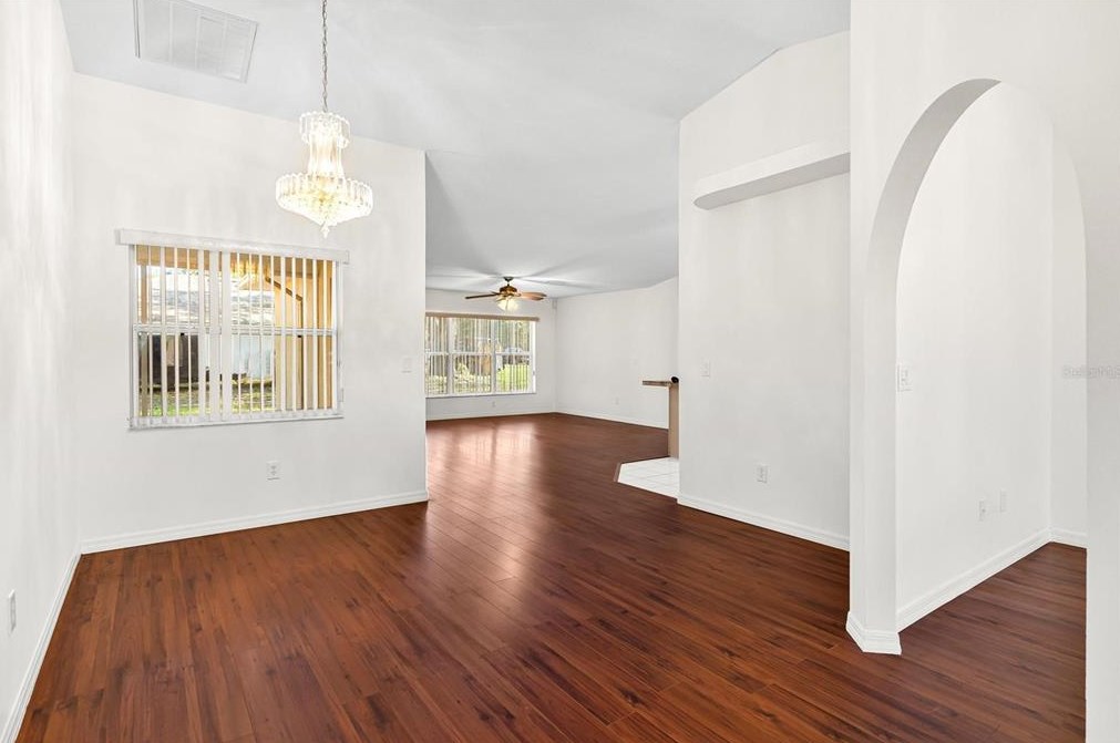 822 Berryhill Cir, Fruitland Park FL  34731-5284 exterior