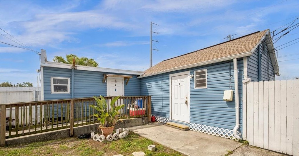 2753 53rd Ave, Saint Petersburg, FL 33714-1916