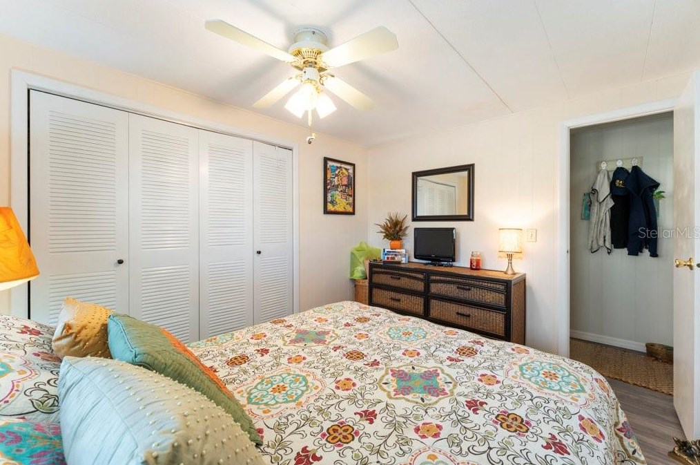 918 Southland Dr, Tavares FL  32778-4549 exterior