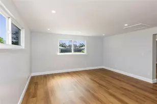 1004 Greenleaf Way, Tarpon Springs, FL 34689 - Photo 12