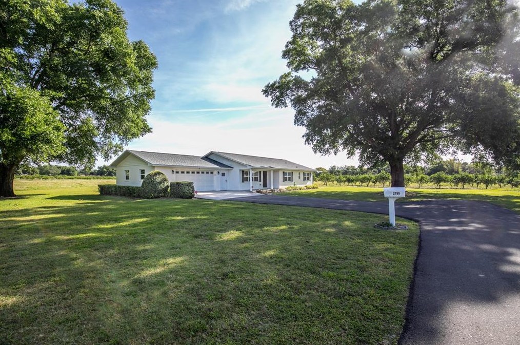 2190 Northland Rd, Mount Dora, FL 32757