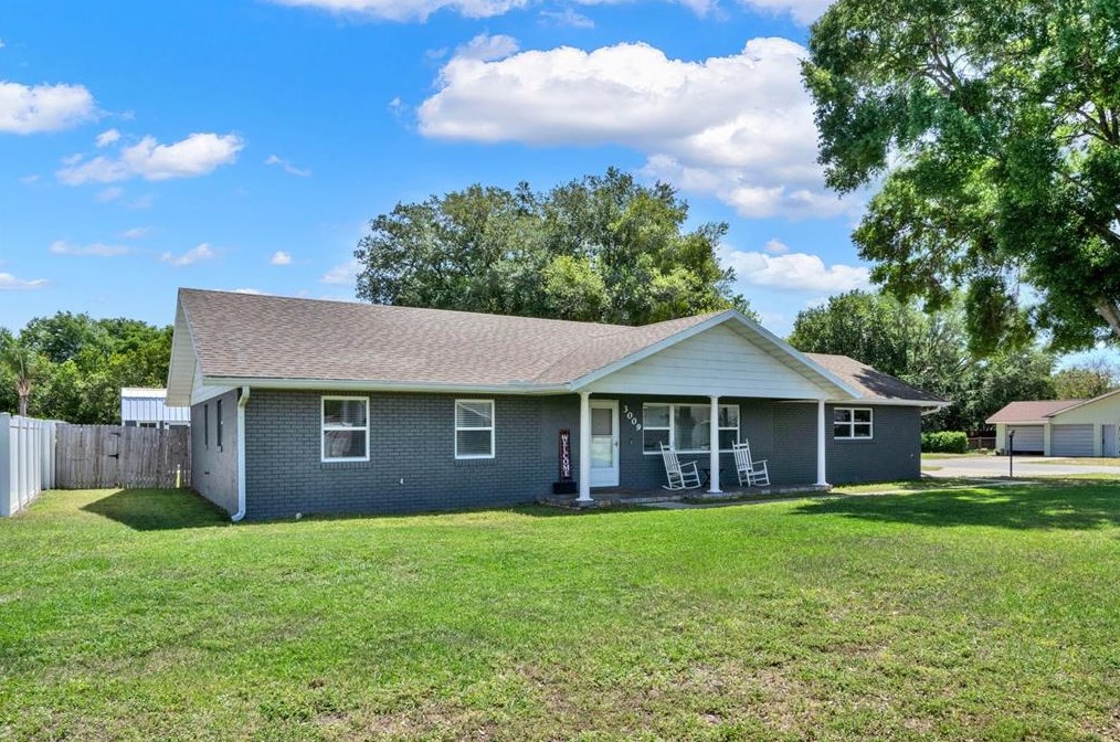 3009 Dupont St, Eustis, FL 32726