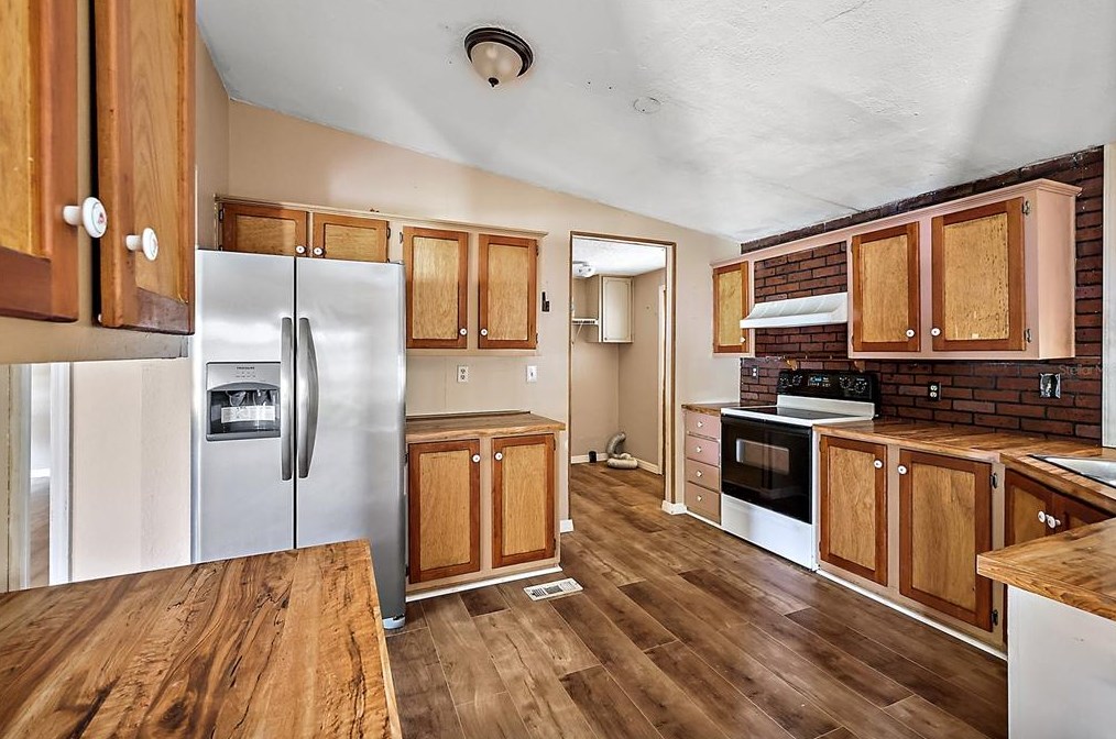 9800 171st Pl, Summerfield FL  34491-6815 exterior