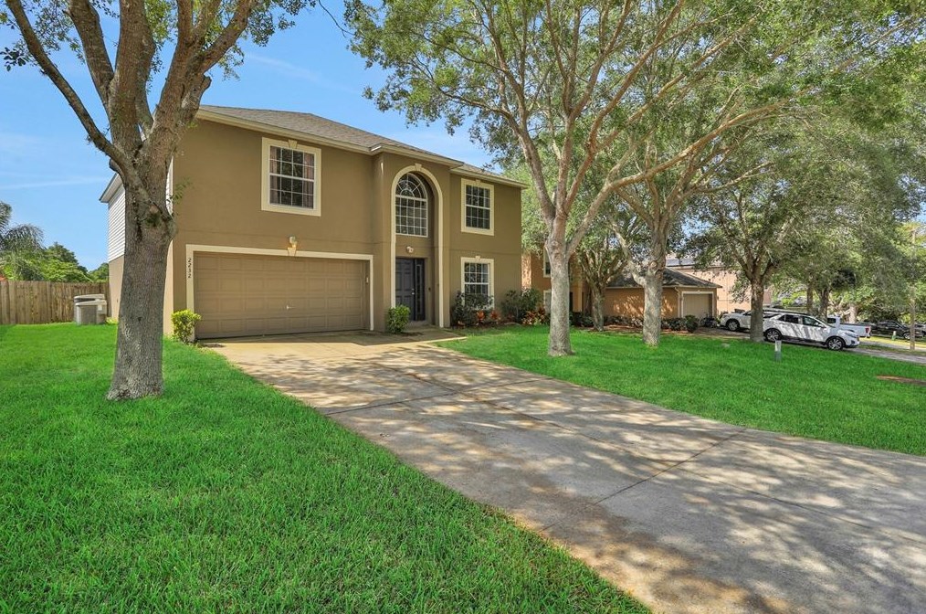 2232 Sandridge Cir, Eustis, FL 32726-4486