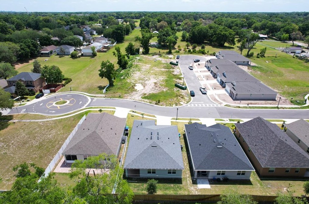 607 Dominish Estates Dr, Apopka FL  32712-3733 exterior