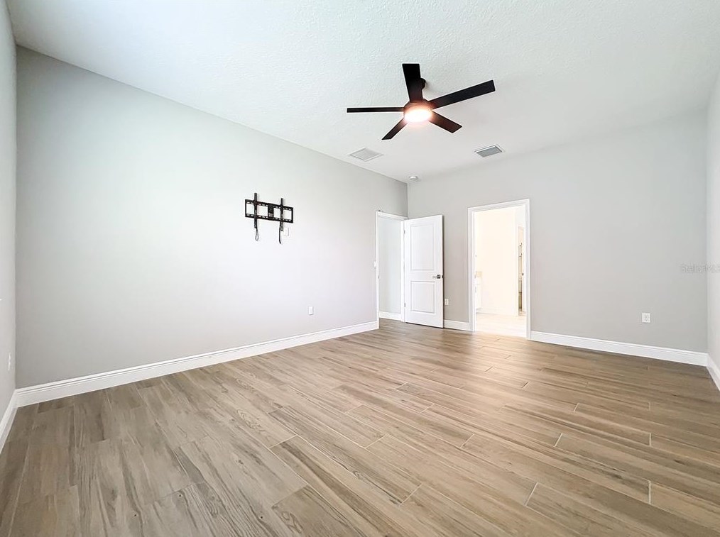 607 Dominish Estates Dr, Apopka FL  32712-3733 exterior