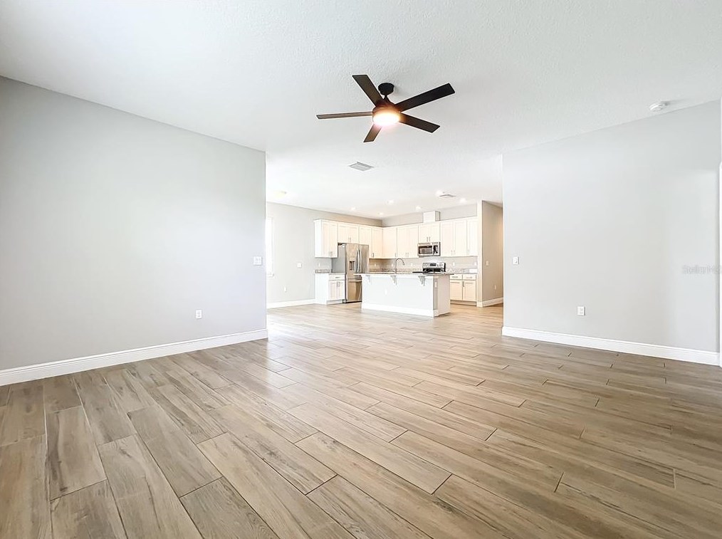 607 Dominish Estates Dr, Apopka FL  32712-3733 exterior