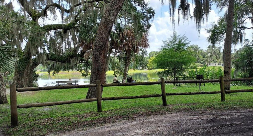 1017 Mossy Oak Dr, Inverness, FL 34450