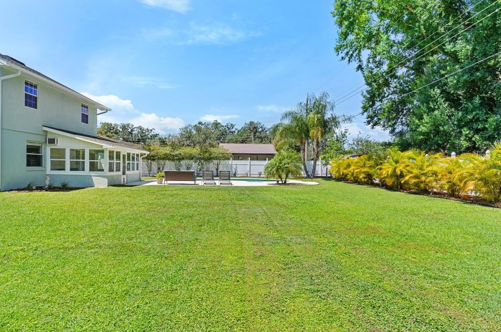 2221 Noretta Ln, Lakeland FL  33811-1440 exterior