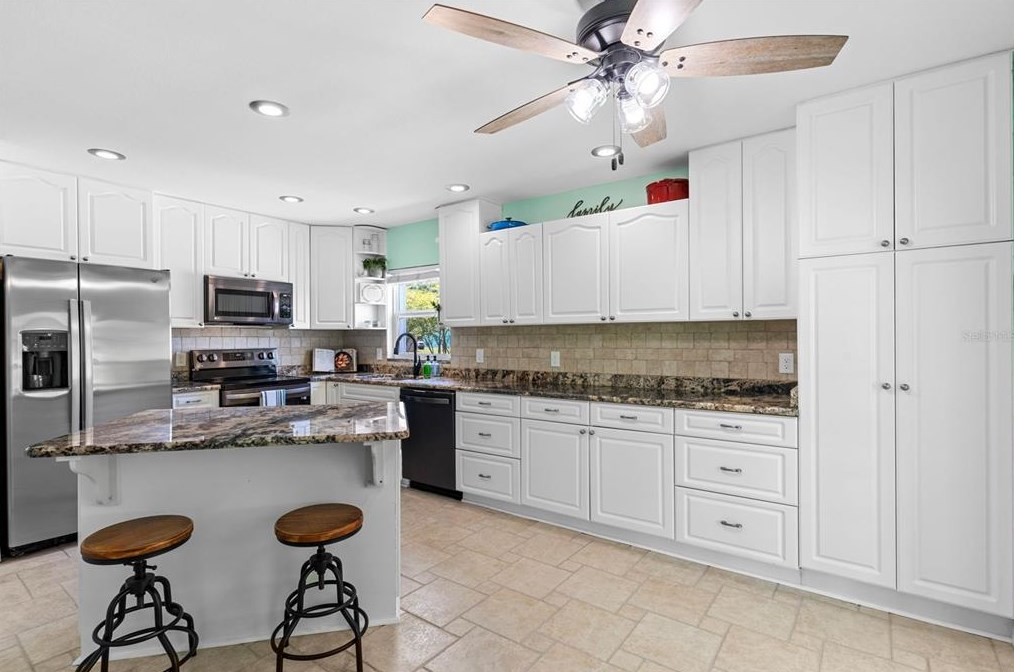 2221 Noretta Ln, Lakeland FL  33811-1440 exterior