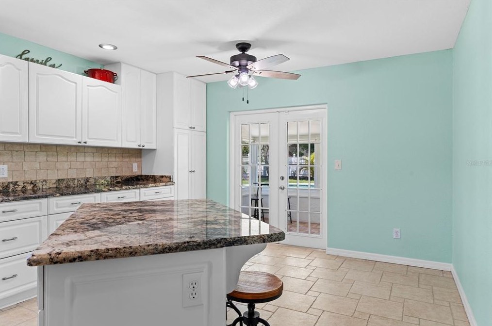 2221 Noretta Ln, Lakeland FL  33811-1440 exterior