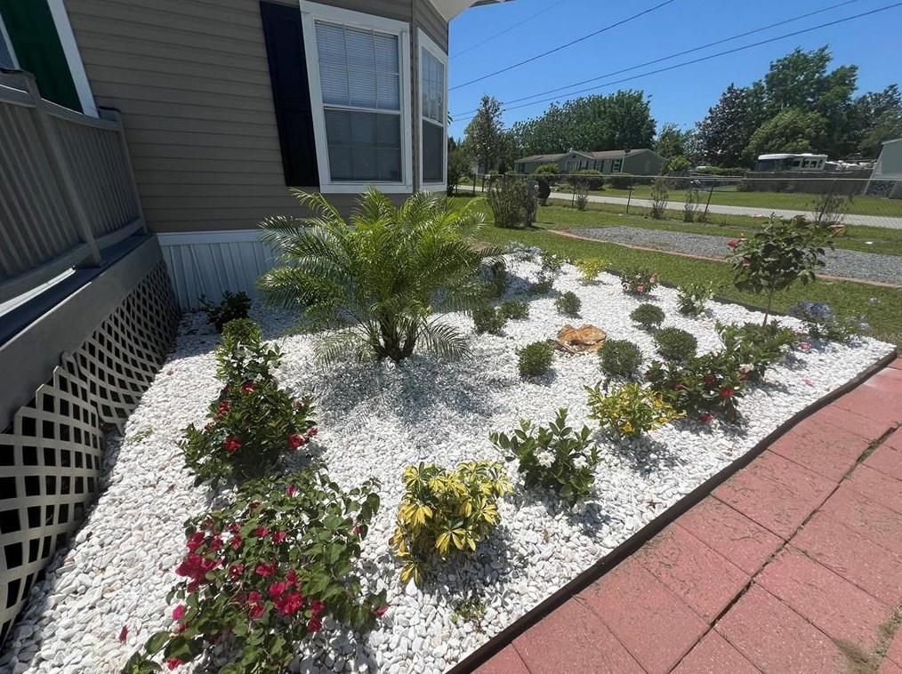 6040 140th Pl, Summerfield FL  34491-7751 exterior