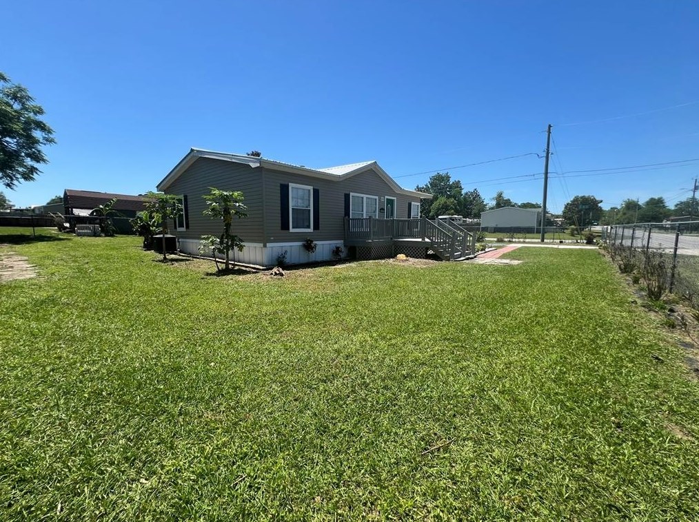 6040 140 Pl, Summerfield FL  34491-7751 exterior