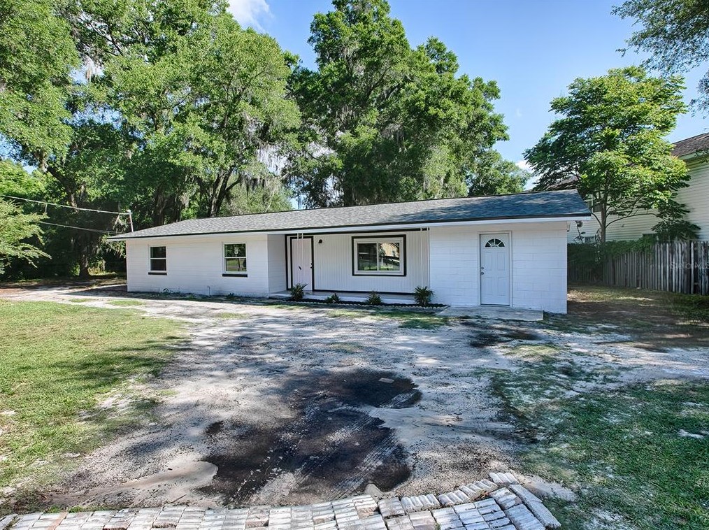 1825 Old Blitchton Rd, Ocala, FL 34475-5761