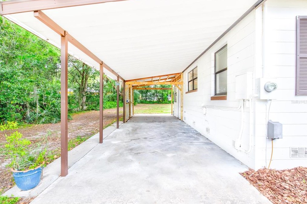 713 Osceola Ave, Wildwood, FL 34785