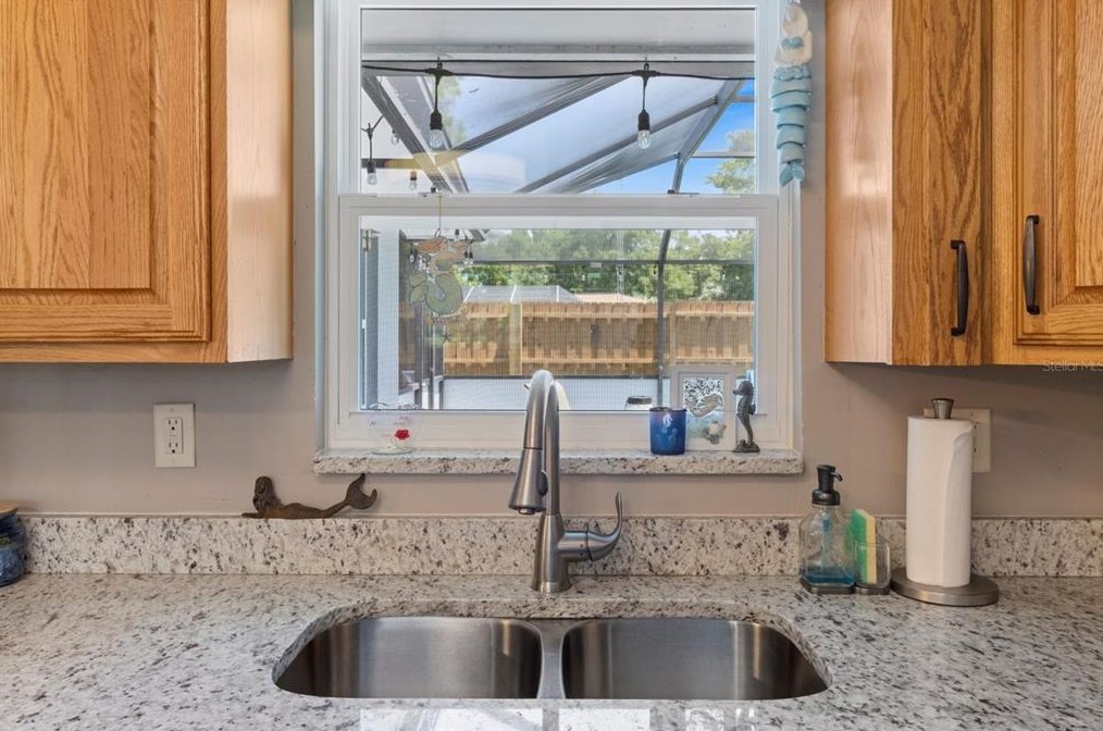 319 Venturi Ave, Crystal River FL  34429-5599 exterior