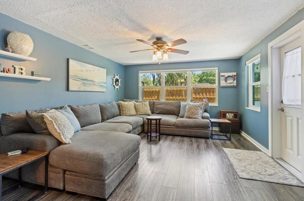 319 Venturi Ave, Crystal River FL  34429-5599 exterior