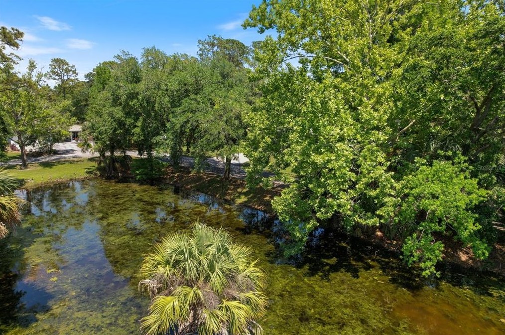 319 Venturi Ave, Crystal River FL  34429-5599 exterior