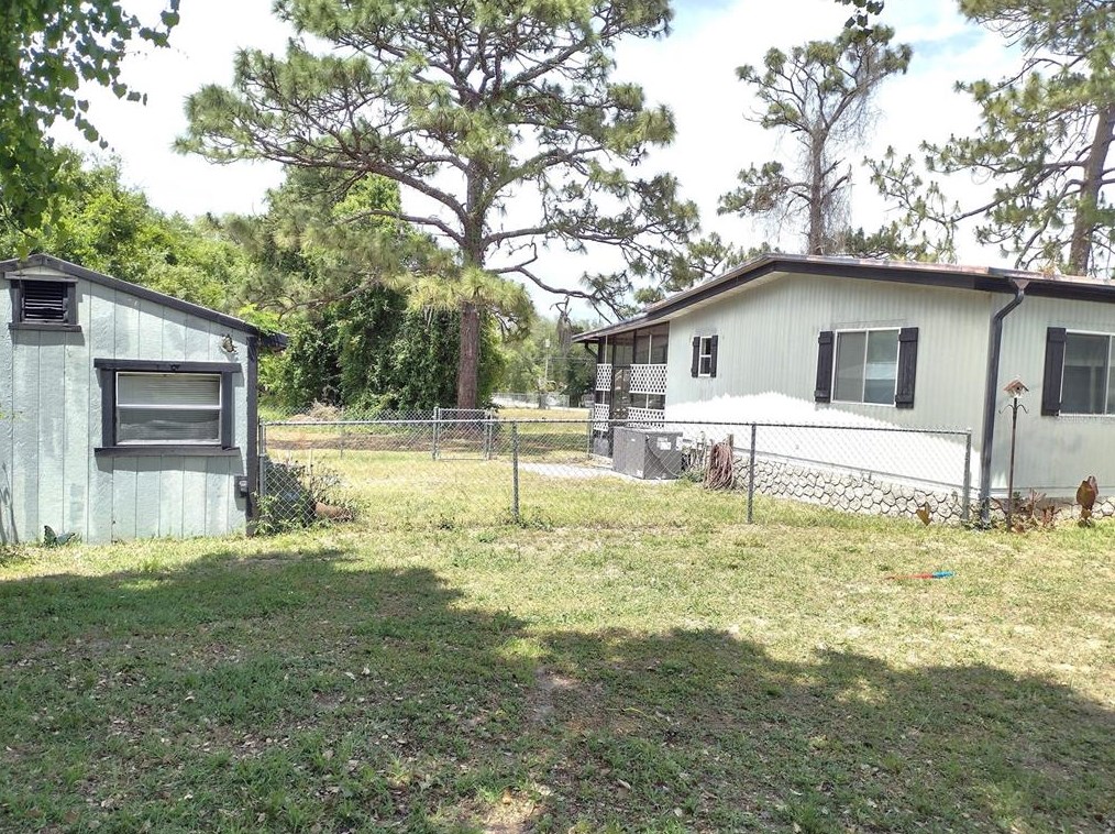 16674 102 Ave Rd, Summerfield FL  34491-8613 exterior