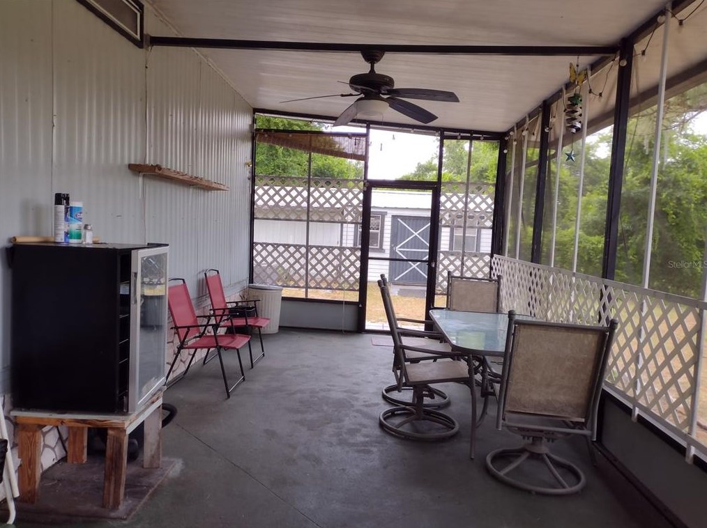 16674 102nd Avenue Rd, Summerfield FL  34491-6655 exterior