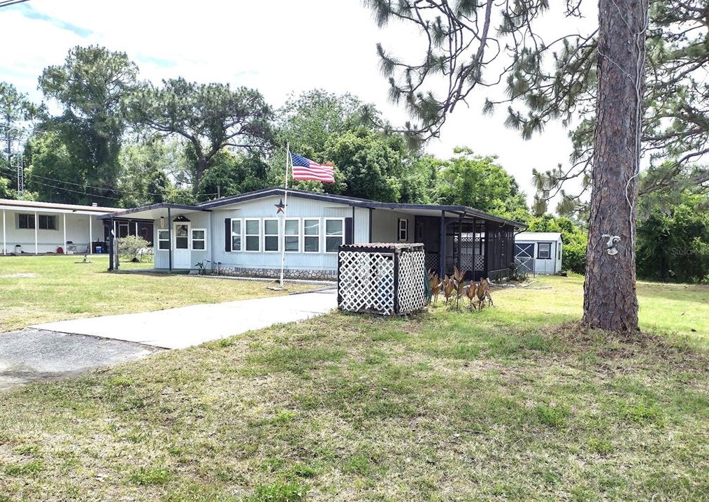 16674 102 Ave Rd, Summerfield FL  34491-8613 exterior