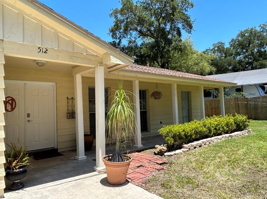 512 Garden Heights Dr, Winter Garden, FL 34787