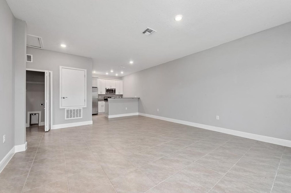 1748 Pacific Rd, Kissimmee, FL 34759