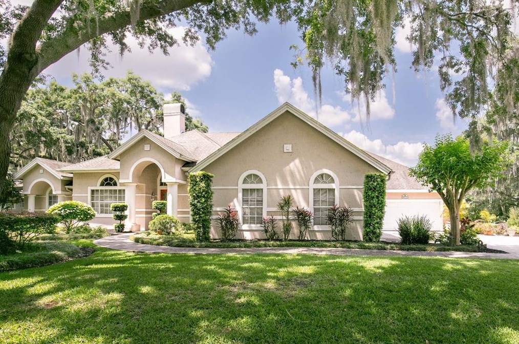 34151 Parkview Ave, Eustis, FL 32736