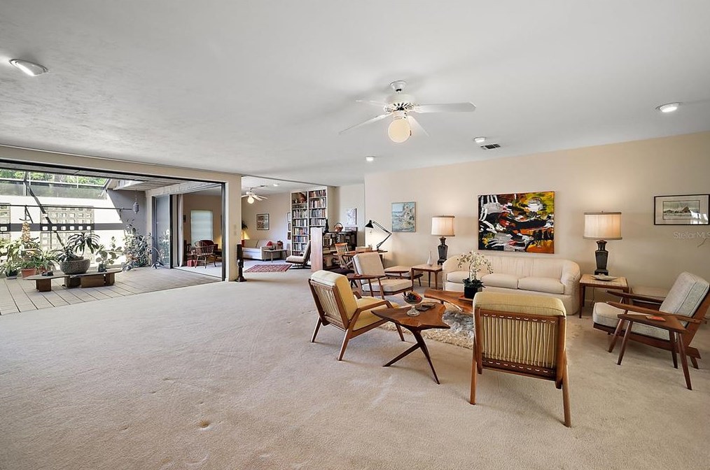 625 Sandlake Ct, Mount Dora FL  32757-6084 exterior