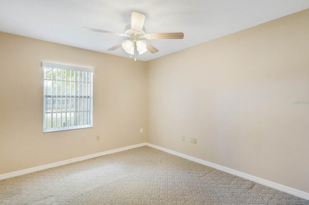 2600 Montecito Ave, Eustis FL 32726-4476 exterior