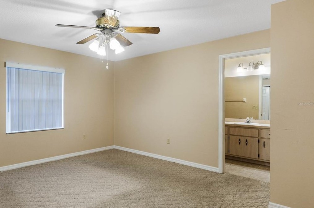 2600 Montecito Ave, Eustis FL 32726-4476 exterior