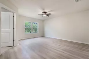 24801 Cranes Roost Cir, Leesburg, FL 34748 - Photo 20