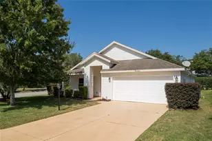 24801 Cranes Roost Cir, Leesburg, FL 34748 - Photo 2