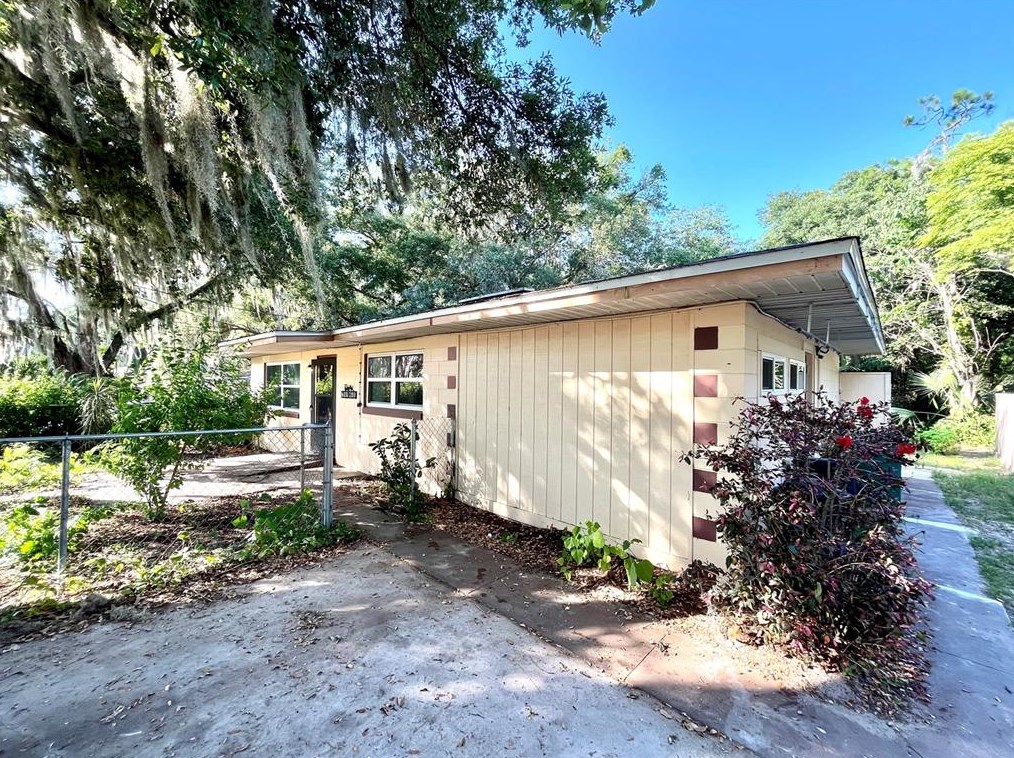 205 Mae St, Eustis, FL 32726