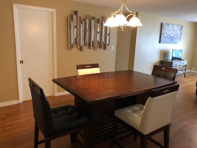 530 Alexander St, Mount Dora FL  32757-5514 exterior