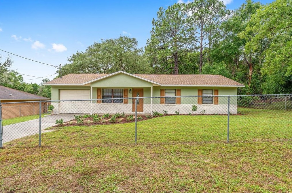 3220 E Kennedy St, Inverness, FL 34453