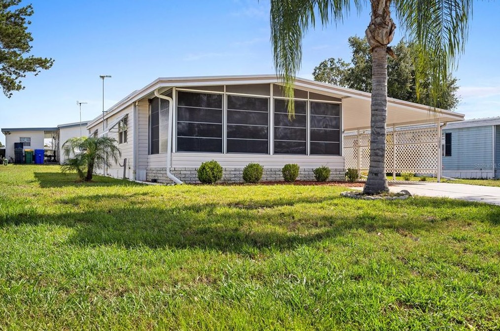 1008 Belmont Cir, Tavares, FL 32778
