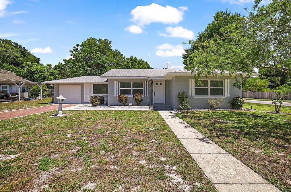 2235 Palmetto Rd, Mount Dora, FL 32757