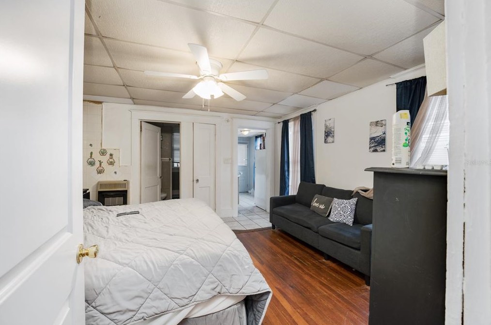 430 Lemon Ave, Eustis FL 32726-4133 exterior