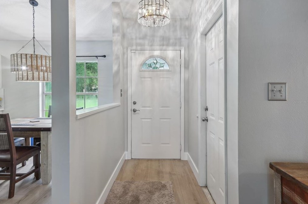 4603 Lemon St, Lady Lake, FL 32159-2711