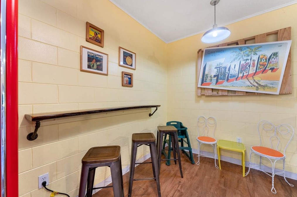 16927 Lakeside Dr, Montverde FL  34756-3247 exterior