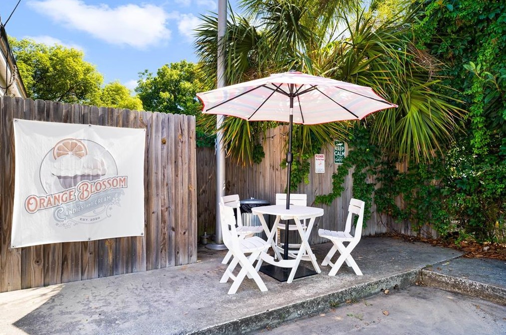 16927 Lakeside Dr, Montverde, FL 34756-3239